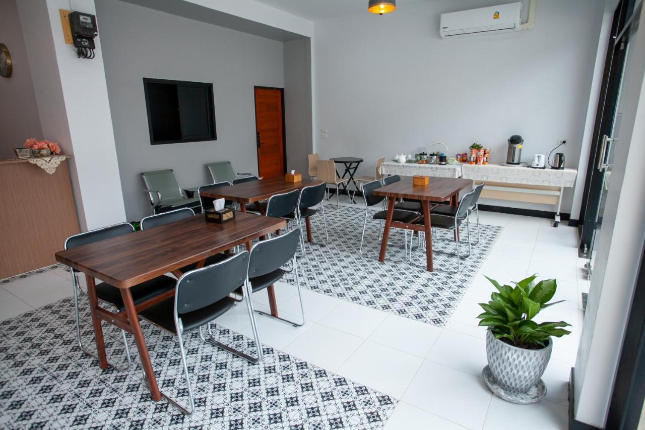 The Brown Boutique Patong Hotel Buitenkant foto