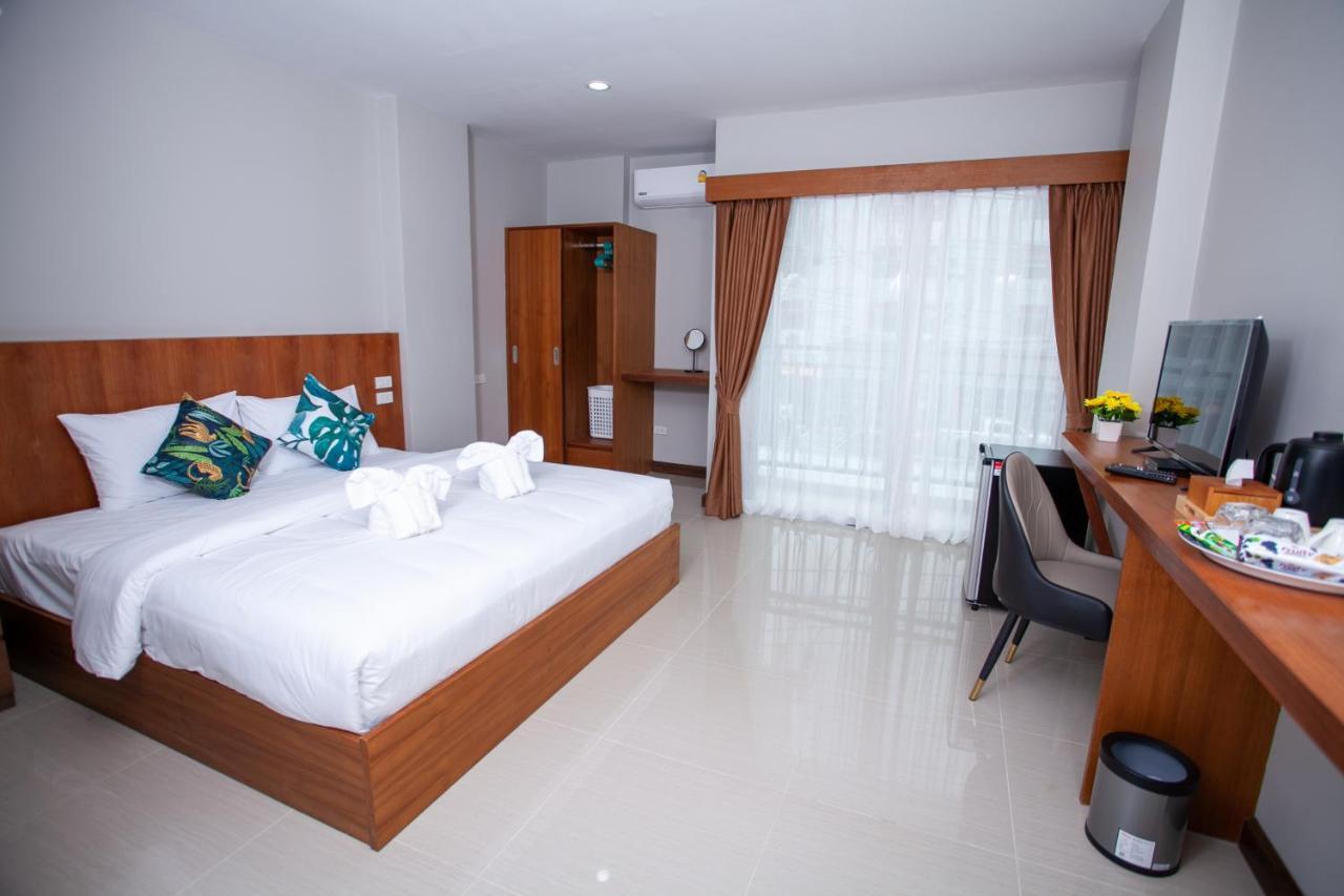 The Brown Boutique Patong Hotel Buitenkant foto
